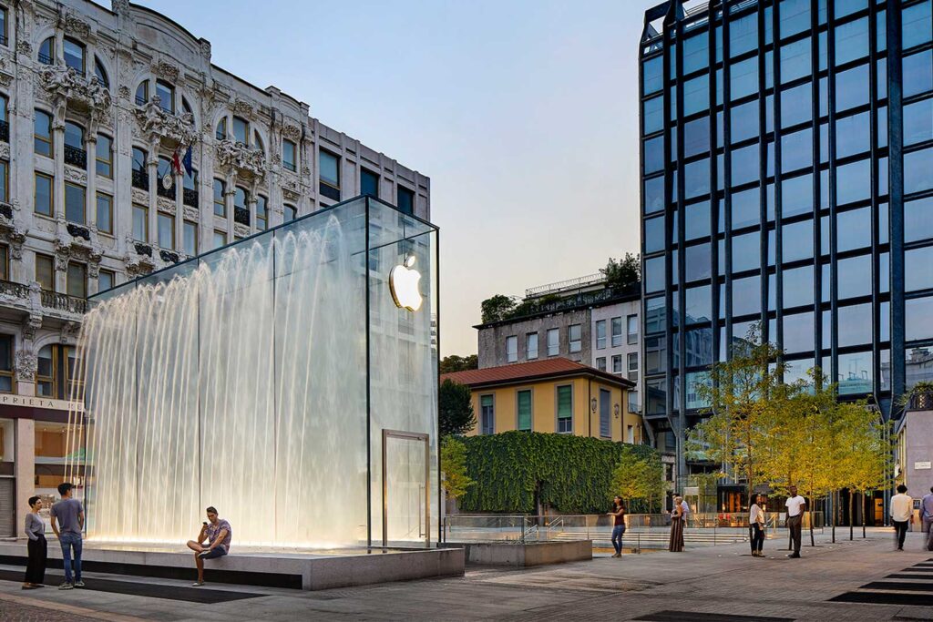 Apple store location in Milan Italy